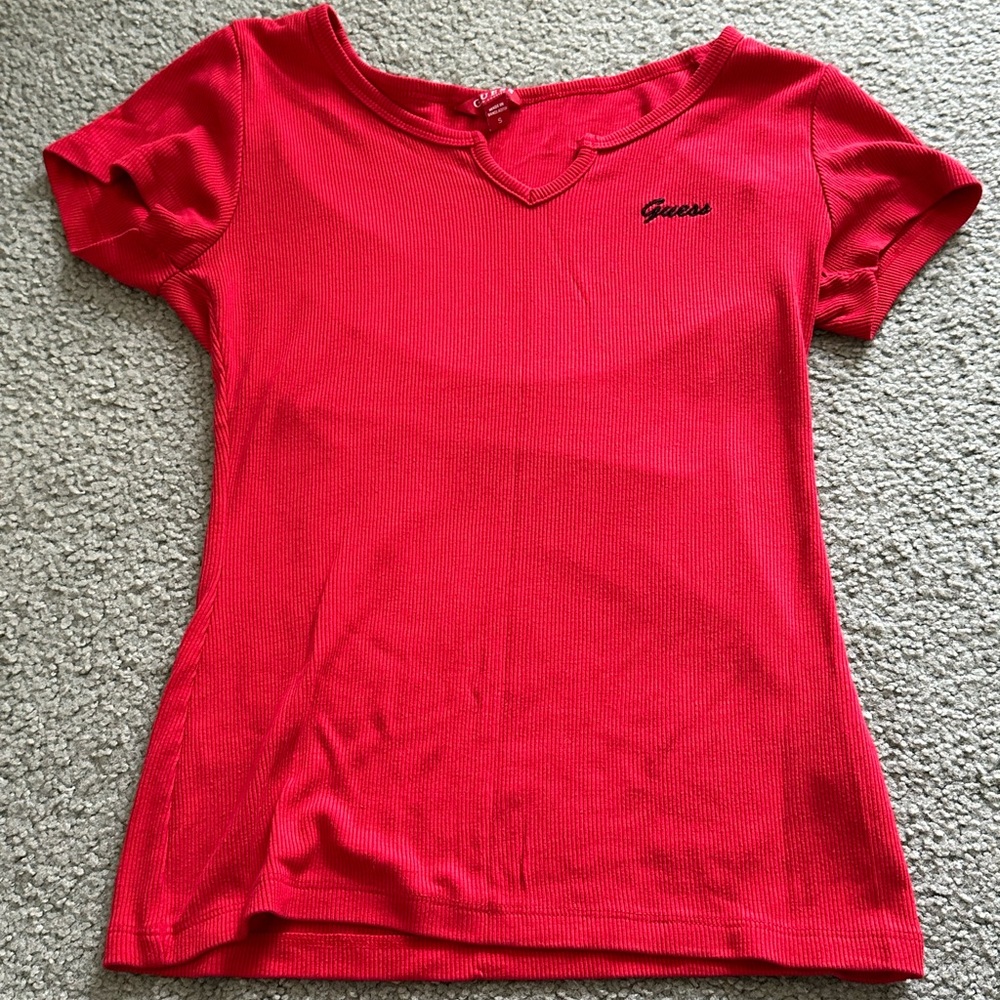 red guess shirt size small